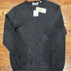 Calvin Klein Sweater